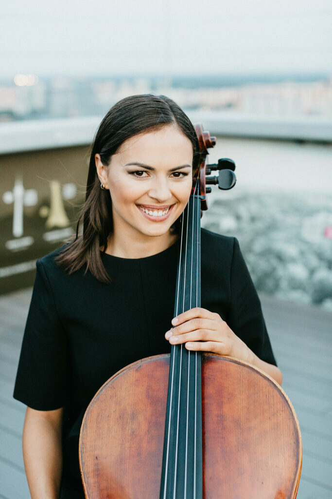 Violoncelistka Magdalena Izakovicova
